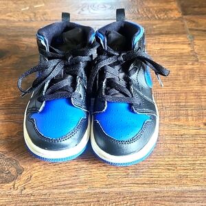 Jordan Royal Mid 1